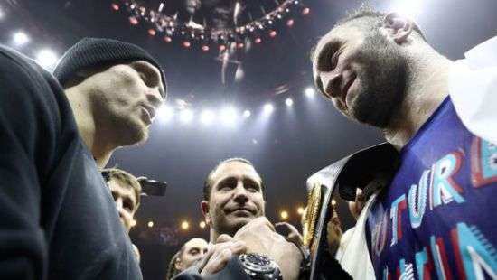 Бой Усик-Гассиев перенесен