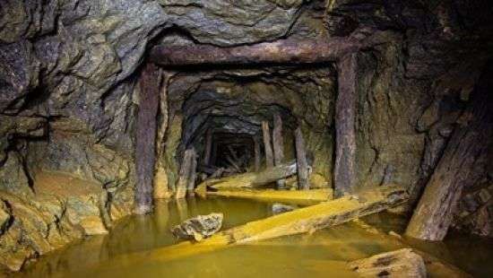 Боевики Донбасса решили затопить ядерную шахту