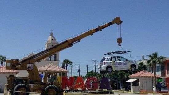 В Мексике выигранный в лотерею автомобиль спрятали под землей на 50 лет (ФОТО/ВИДЕО)