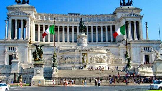 Президент Италии взял паузу в переговорах о формировании правительства - СМИ