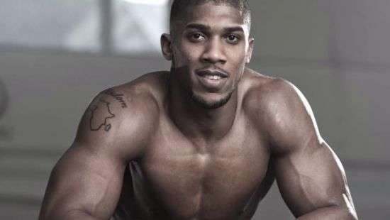 Чемпион мира по четырем версиям не хочет встречаться с Поветкиным