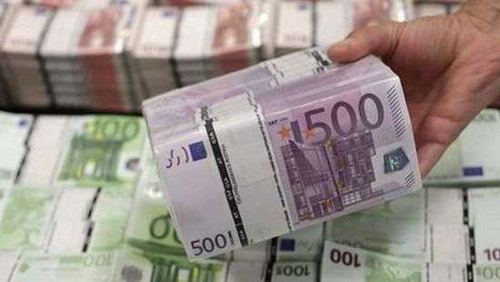 Стало известно, куда в Украине девается денежная помощь из Европы