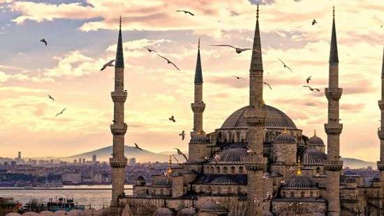 В Стамбуле стартует Всемирный саммит религиозных меньшинств