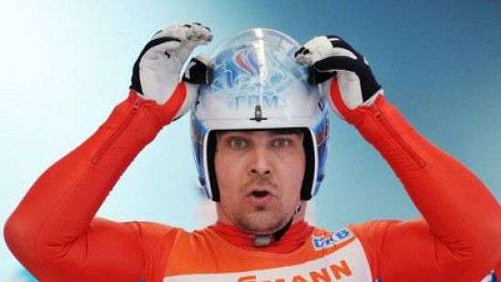 Грандиозный скандал: российский тренер по санному спорту бьет своих подопечных