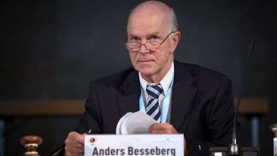 Россияне оплачивали главе IBU услуги проституток