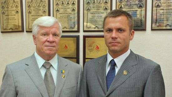 Как семейство Вадатурских кладет яйца в разные «политические корзины»