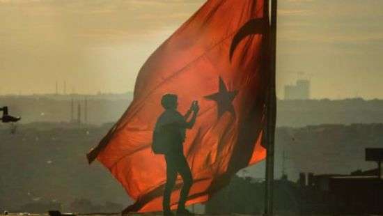 В Турции продлевают режим чрезвычайного положения