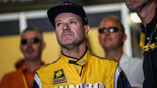 Гонщик «Феррари» перенес операцию