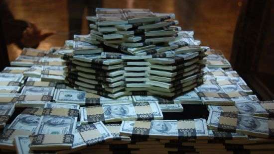 Стало известно, сколько ушло денег на вытеснение Яценюка