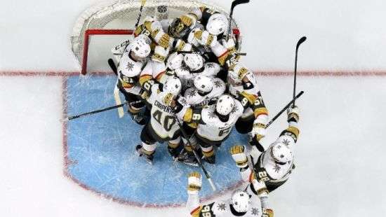 НХЛ. Плей-офф. «Вегас» совершает историческое достижение, победив «Лос-Анджелес»