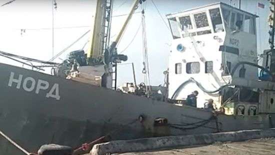 Два члена экипажа судна «Норд» сбежали из Украины