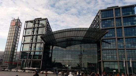 В Берлине вот-вот взорвется бомба: из центра города эвакуируют тысячи людей