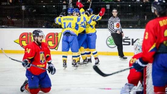 Сборная Украины с победы стартовала на ЧМ