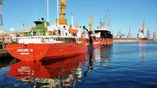 Военные учения: в Украине закрыли два морских канала