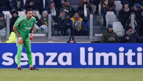 Буффону предложили работу в Италии