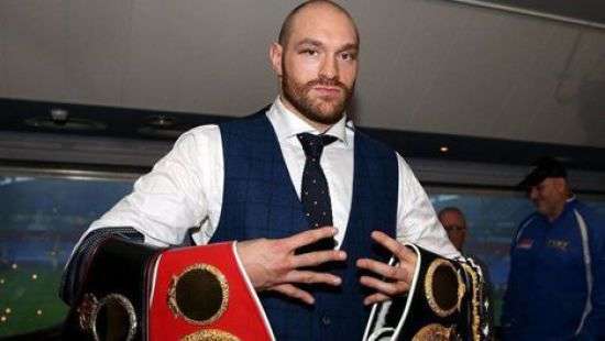 Фьюри вернули боксерскую лицензию