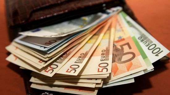 Финляндия закрывает эксперимент с выдачей 560 евро в месяц безработным