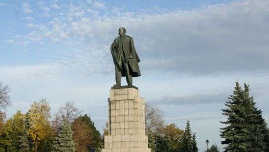 В российском Ульяновске переименуют площадь Ленина