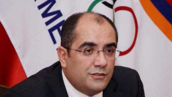 И.о. министра спорта Армении присоединился к протестующим