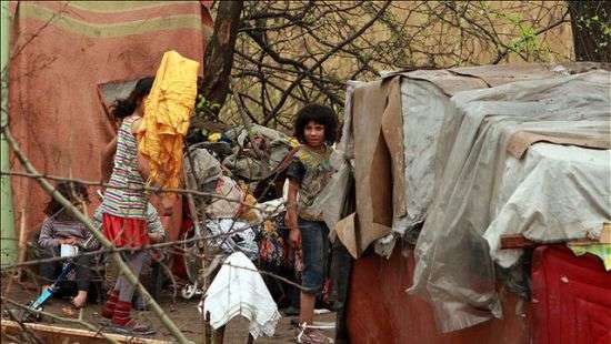 Опубликовано видео нападения националистов на цыган в Киеве