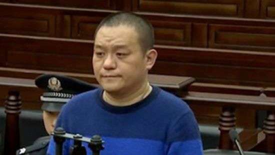 В Китае мужчина после проигрыша в лотерею сжег киоск с билетами