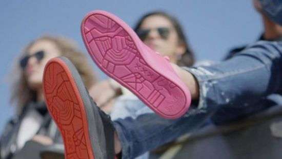 В Нидерландах выпустили кроссовки из переработанной жевательной резинки