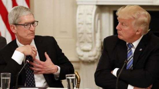Директор Apple встретится с Трампом из-за возможной угрозы «торговой войны»