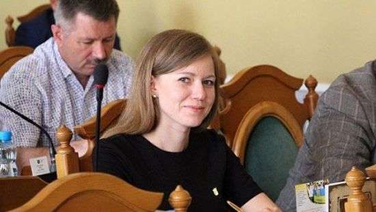 Поздравившую Гитлера с днём рождения львовскую учительницу уволили