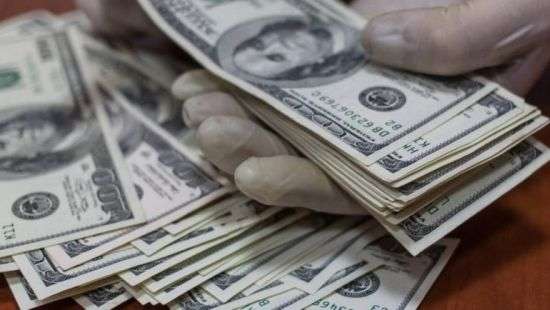 В Луцке задержаны на взятке заммэра и областной судья