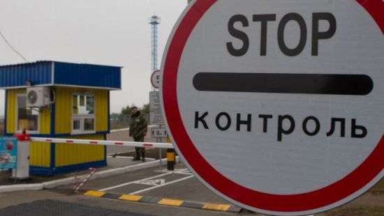 Порошенко отменил админарест за нарушение въезда в Крым и Донбасс