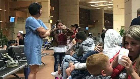 В аэропорту Египта застряли 200 украинских туристов из-за поломки самолета (ФОТО)