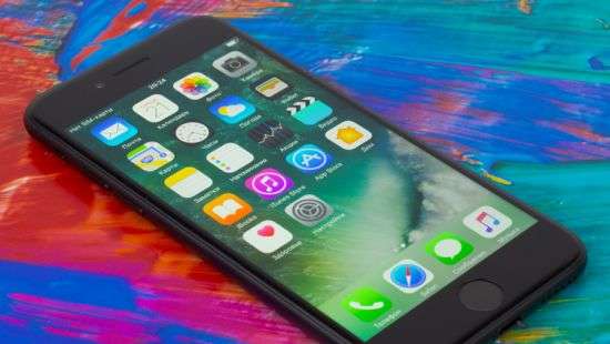 У новых iPhone не будет переходника