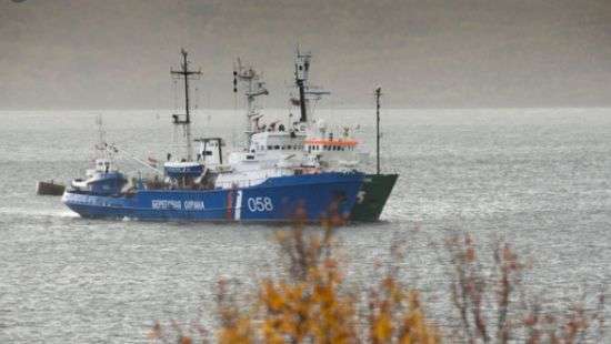 МИД Украины призвал РФ немедленно освободить рыболовецкое судно и его экипаж