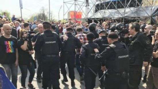 В Москве на акции протеста «Он нам не царь» задержали оппозиционера Навального