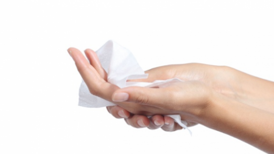 В Великобритании хотят запретить влажные салфетки