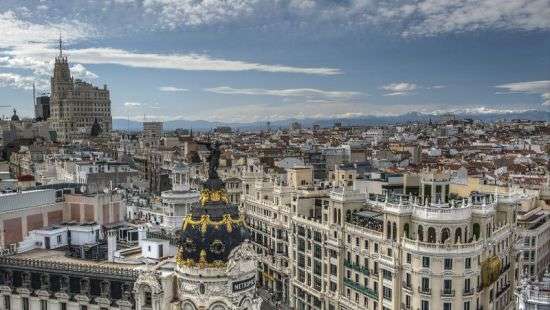 В центре Мадрида перекрыли несколько улиц из-за утечки газа