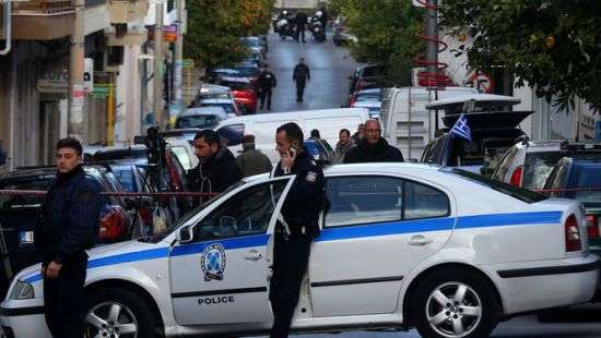 В Греции копы устроили погоню за автомобилем с мигрантами: машина угодила в ДТП