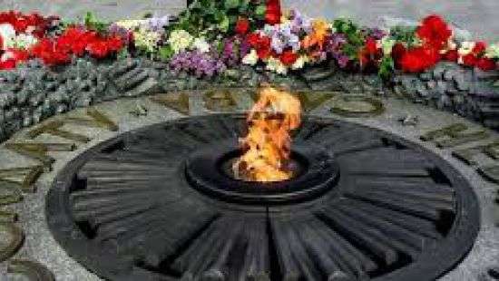 В Украине отмечают День Победы, перекрыто движение