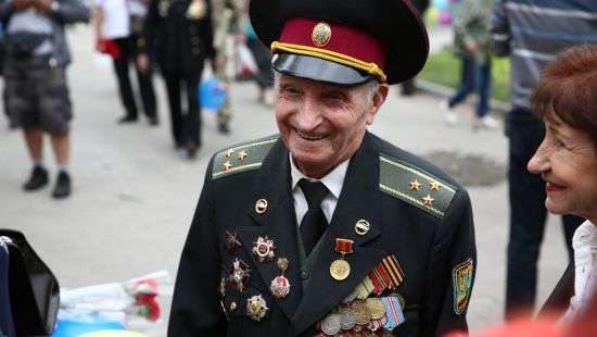 Вилкул: Несмотря на попытки власти и радикалов запугать людей, в Днепре на Марш Мира вышли десятки тысяч людей (фото)