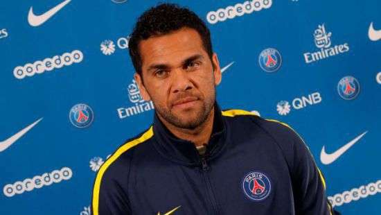 Бразильский защитник может пропустить ЧМ-2018