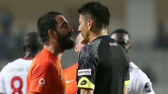 Игрока «Барселоны» дисквалифицировали на 16 матчей