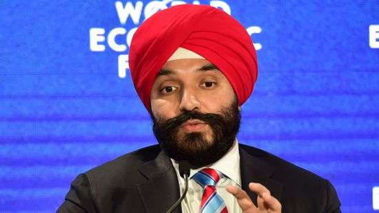 Канадского министра не хотели пускать в США из-за тюрбана на голове