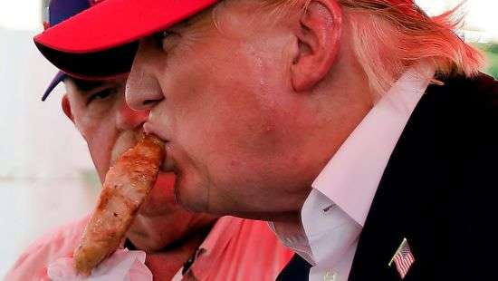 Трамп придумал, как обойти диетическое питание и есть бургеры