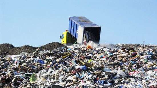 Мэр Днепра пытался выкупить компанию по вывозу мусора за копейки - СМИ