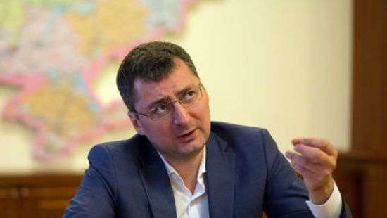 Ликарчука ловили пьяным за рулем, теперь он стал телефонным «минером», - журналист