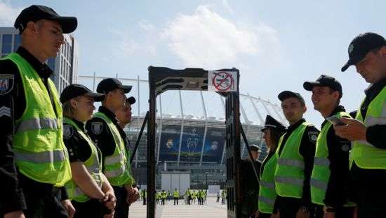 Британские правоохранители будут охранять порядок во время ЛЧ вместе с киевскими