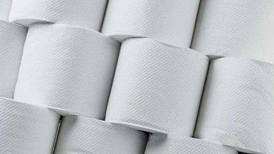 Россиянка пыталась вывезти из отеля в Турции туалетную бумагу и много чего еще - ВИДЕО