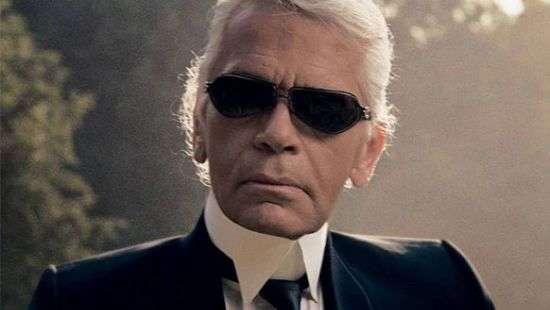 Креативного директора дома Chanel осудили за оскорбления в адрес моделей