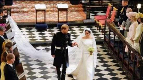 Появились фото и видео второго свадебного наряда Меган Маркл