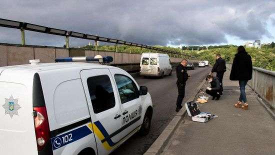 В Киеве возле станции метро Гидропарк произошла перестрелка (ФОТО)